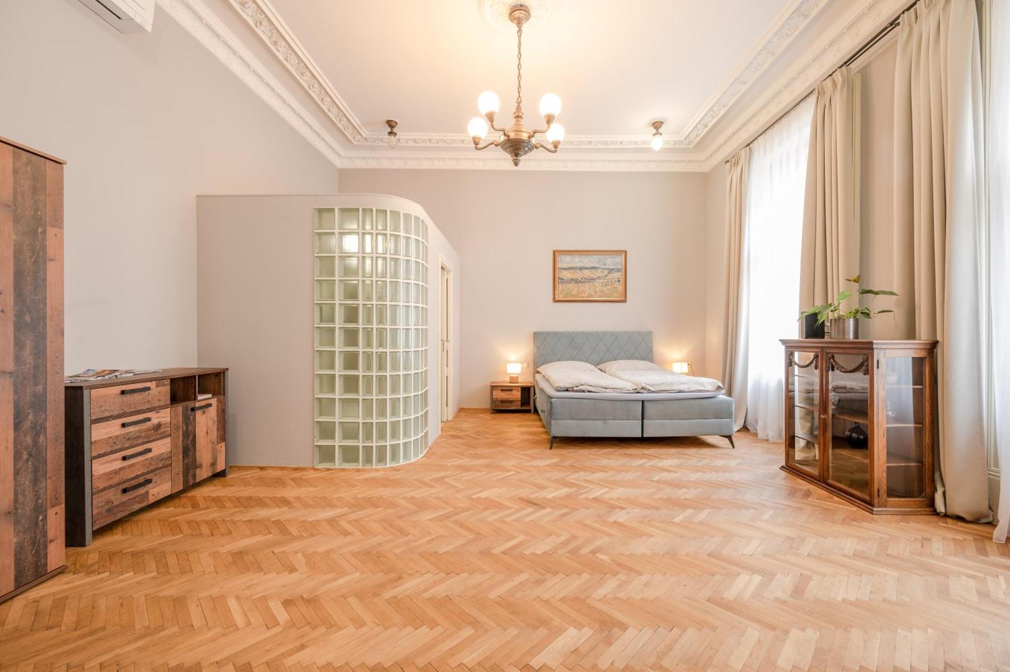 Palace Petrarca Прага Номер фото